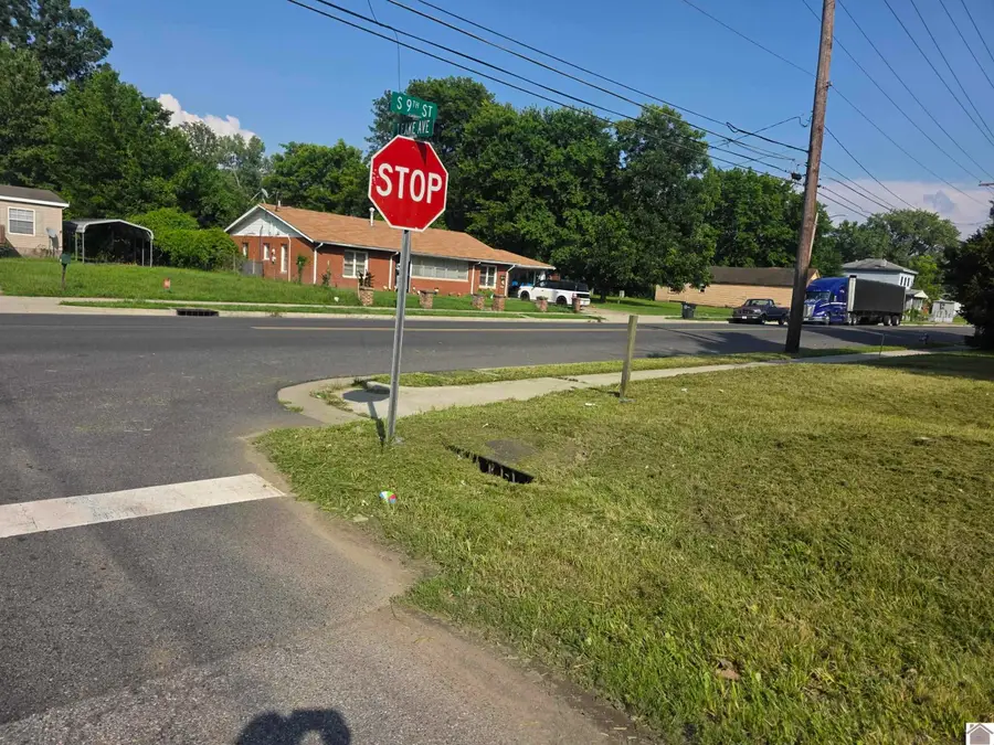 1317 S 9th, Paducah, KY 42003 - #2