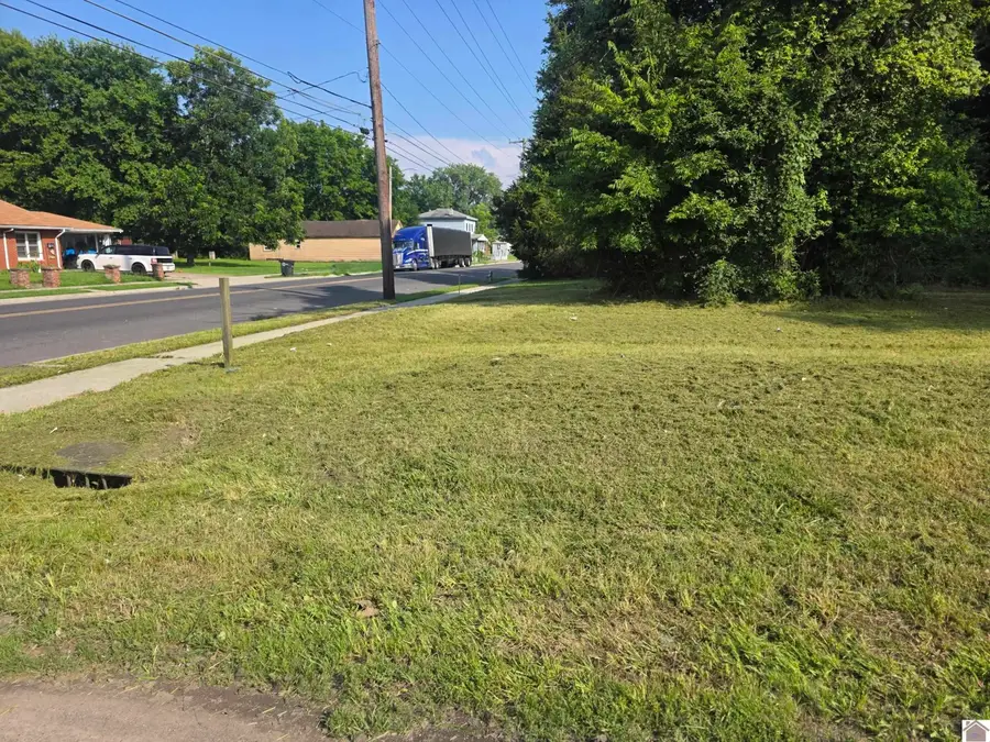 1317 S 9th, Paducah, KY 42003 - #3