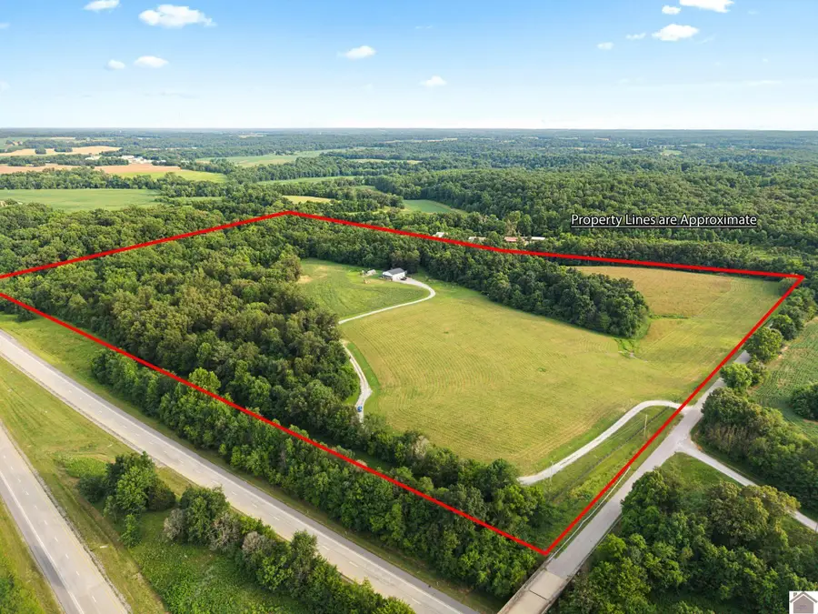 1923 Bush Rd, Cadiz, KY 42211 - #2