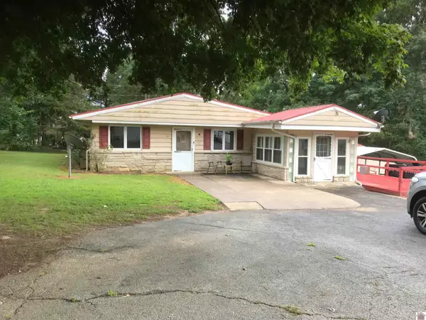 11 Buckhorn Drive, Gilbertsville, KY 42044