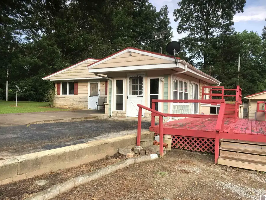 11 Buckhorn Drive, Gilbertsville, KY 42044 - #2