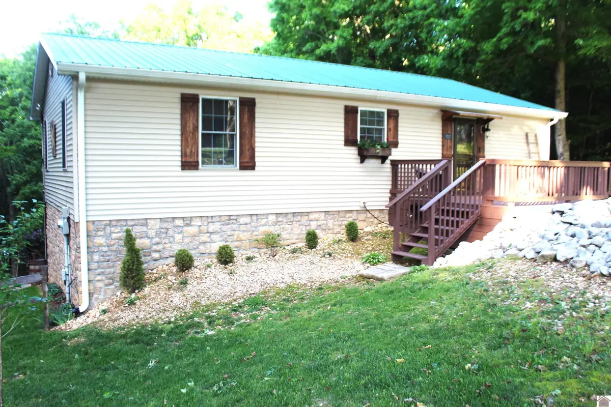 798 Wheaton Way, Eddyville, KY 42038 - #1