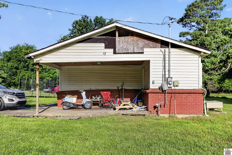 501 Windsor Drive, Mayfield, KY 42066-0000 - #3