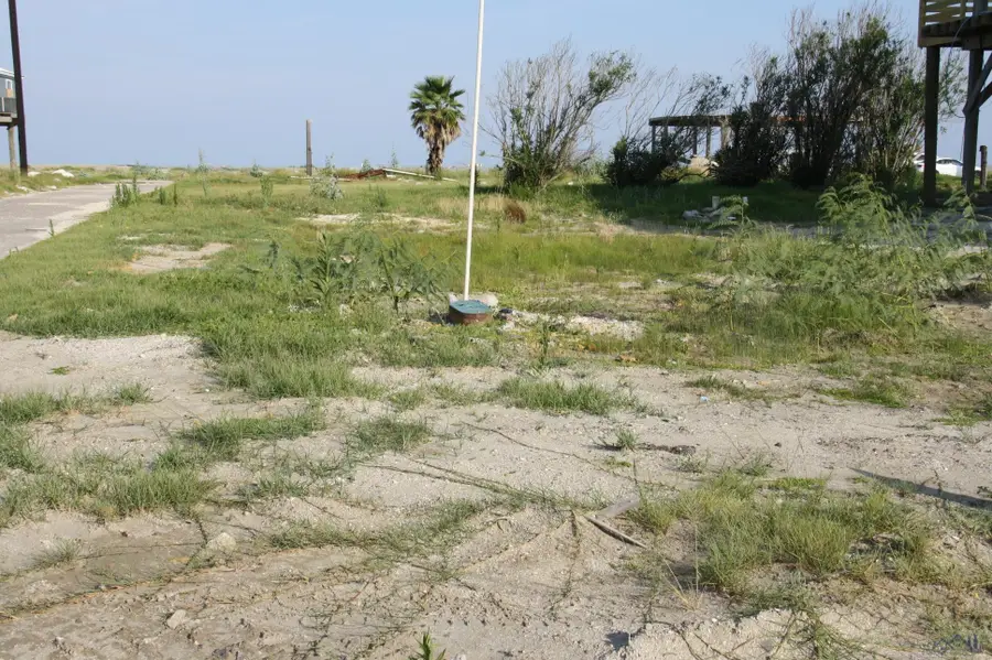 1828 Highway 1, Grand Isle, LA 70358 - #3