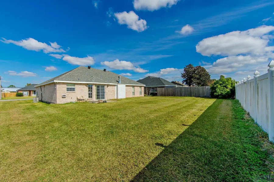 133 Tigerlily Dr, Houma, LA 70360 - #2
