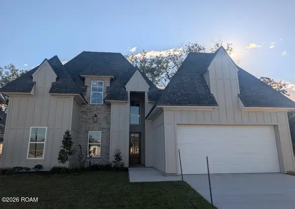613 Whispering Meadows Road, Broussard, LA 70518