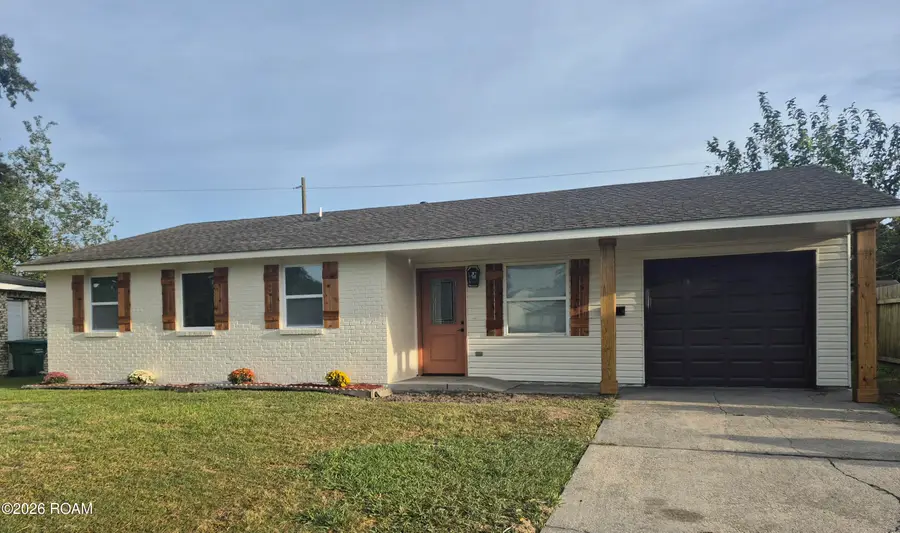 325 Arlington Court, Laplace, LA 70068 - #3