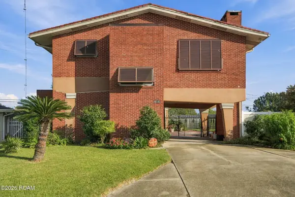 66 Howard Street, Gretna, LA 70053