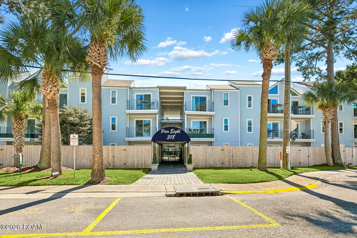 318 Lake Marina Avenue, New Orleans, LA 70124 - #1