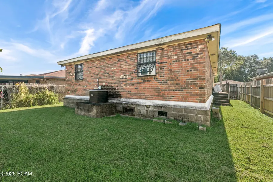 14701 Emory Road, New Orleans, LA 70128 - #2