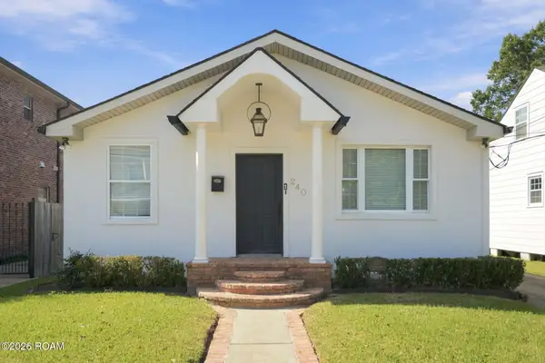240 Ridgeway Drive, Metairie, LA 70001