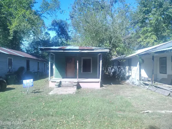813 E 5th Street, Bogalusa, LA 70427