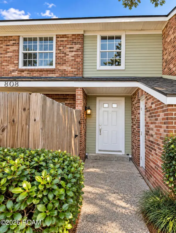 200 Lodge Drive, Lafayette, LA 70506
