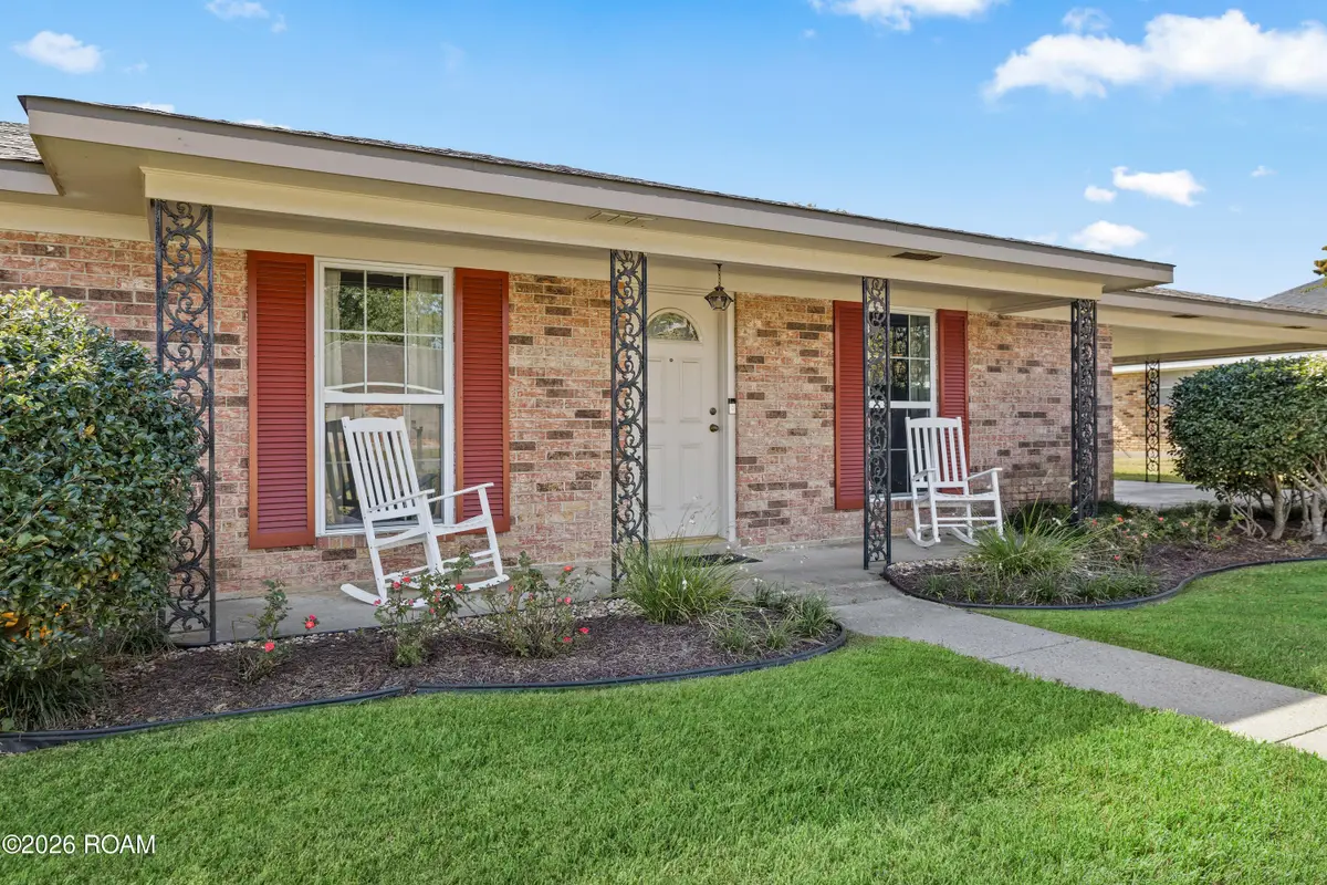 213 Saxon Drive, Lafayette, LA 70508 - #1