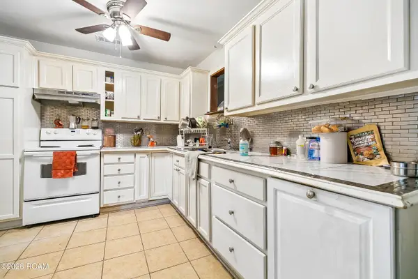 501 Eucalyptus Street, Port Allen, LA 70767