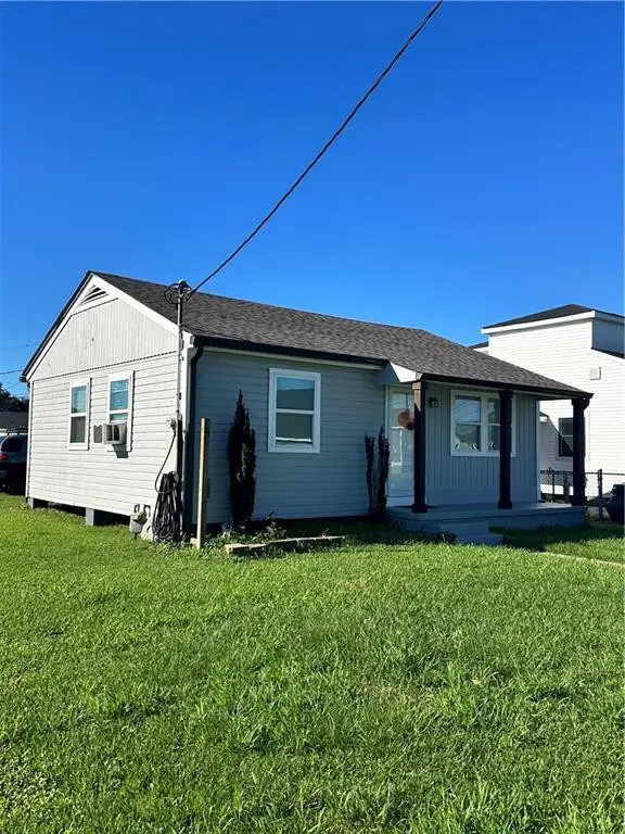 7220 Hattie Street, Arabi, LA 70032