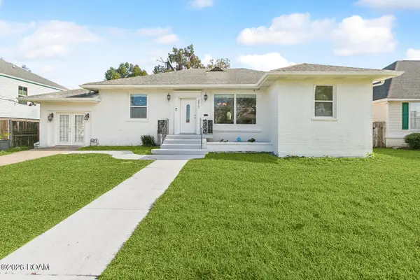 5217 Chamberlain Drive, New Orleans, LA 70122