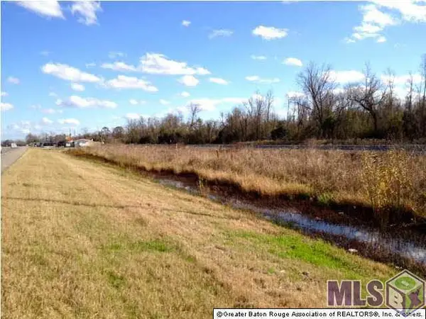 A2 La Hwy 190, Port Allen, LA 70767