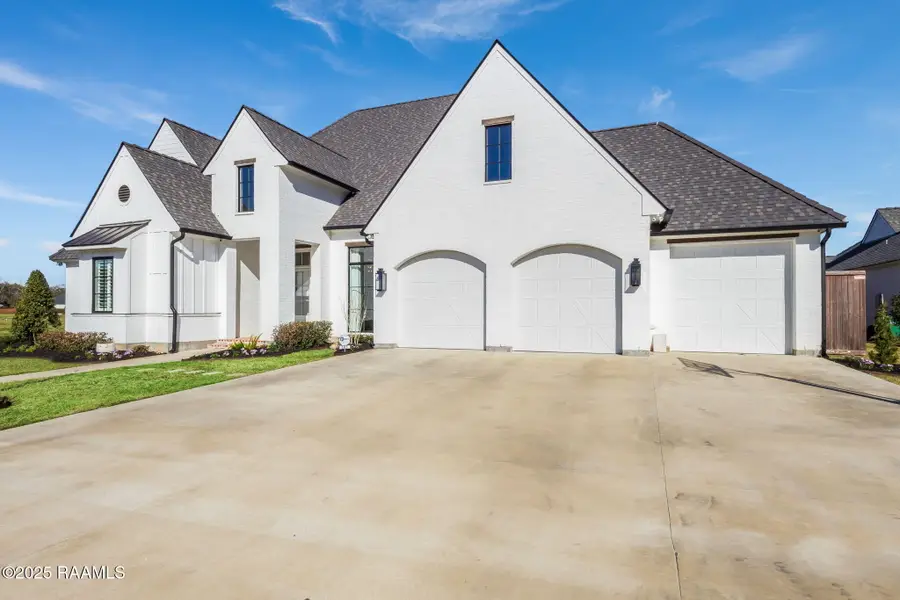 105 Trailing Oaks Drive, Youngsville, LA 70592 - #2