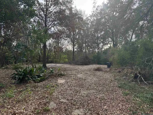5436 Houston Dr, St. George, LA 70809