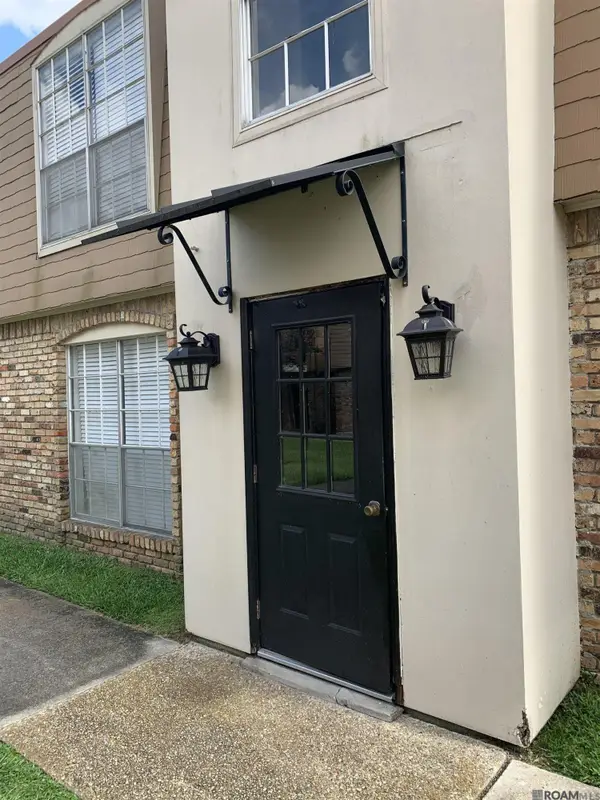 2100 College, Baton Rouge, LA 70808