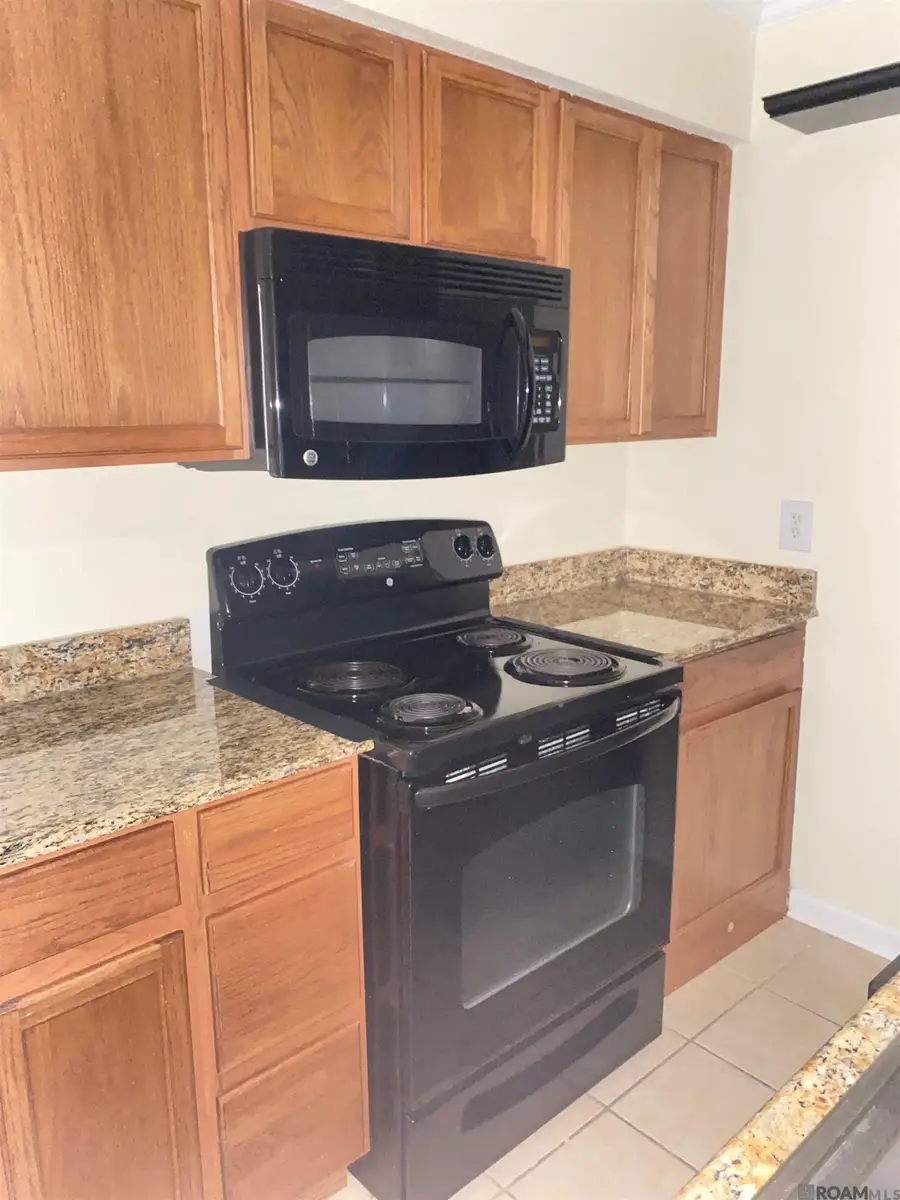 10286 W Winston Ave, Baton Rouge, LA 70809 - #3
