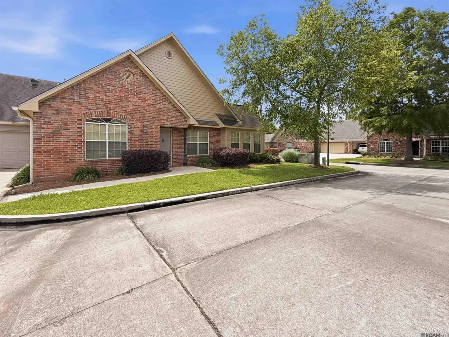 7111 Village Charmant, Baton Rouge, LA 70809 - #3