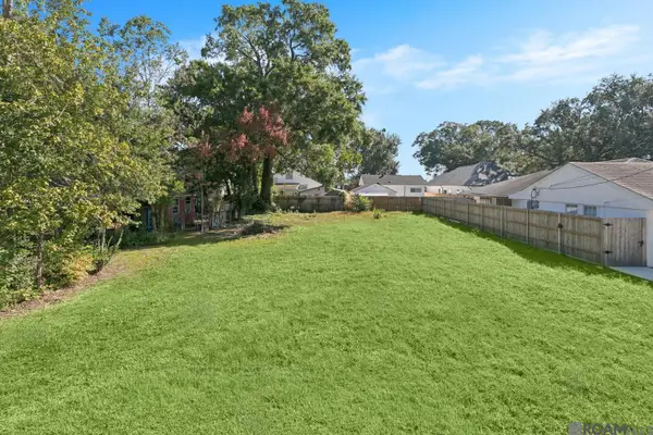 367 Carolyn Dr, Harahan, LA 70123