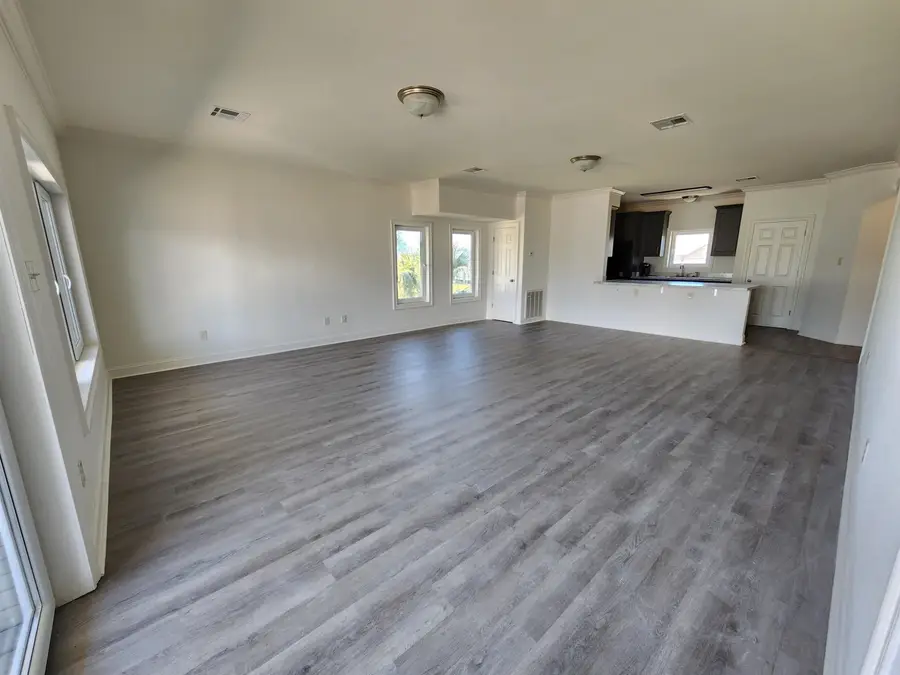 411 Admiral Craik Dr, Grand Isle, LA 70358 - #3