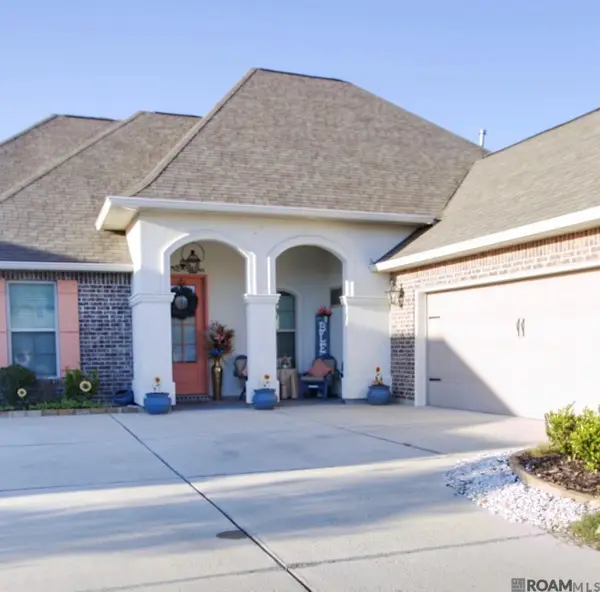 20259 Long Lake Dr, Hammond, LA 70403