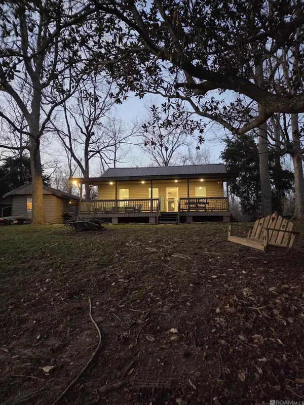 3587 Parhams Rd, Jonesville, LA 71343