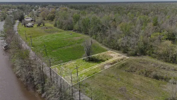 640 Bayou Dr, Pierre Part, LA 70339