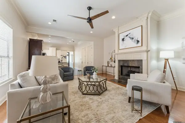 10684 Woodland Oaks, Baton Rouge, LA 70809