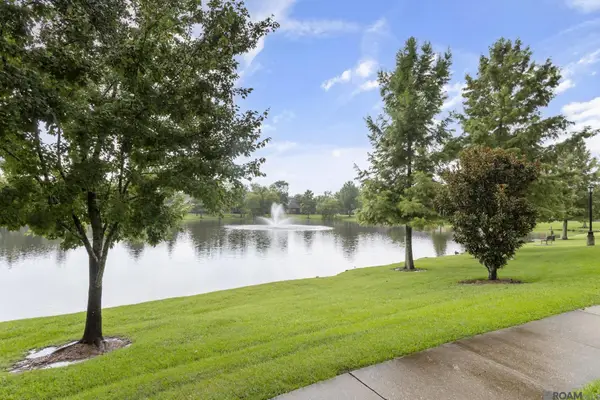 809 Summer Breeze Dr, Baton Rouge, LA 70810