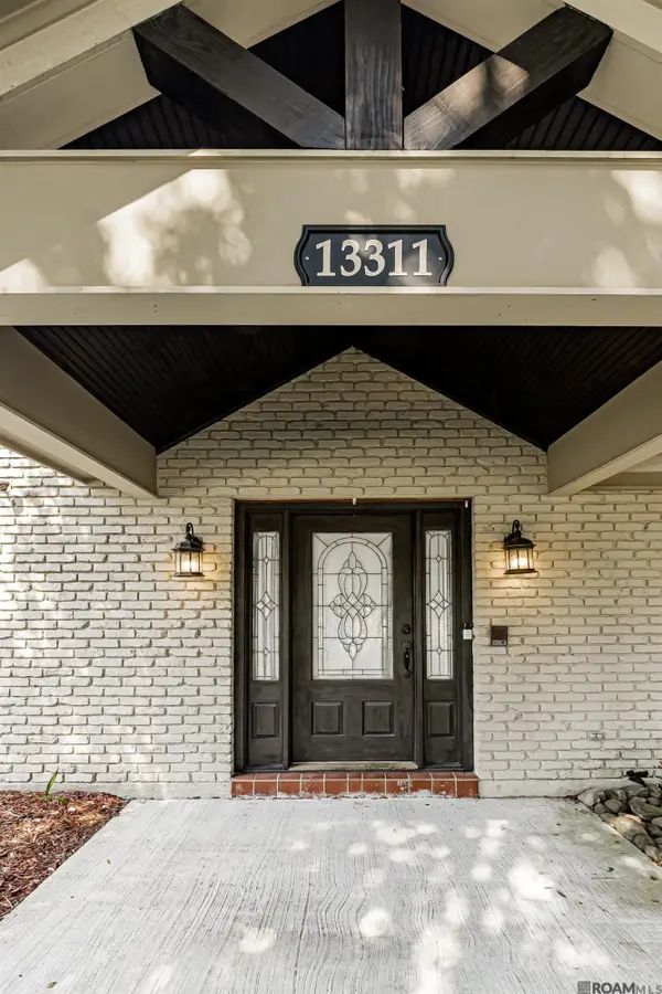 13311 Alba Dr, Baker, LA 70714