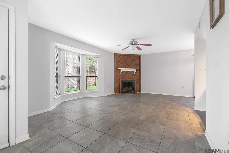 1825 S Brightside View Dr, Baton Rouge, LA 70820 - #3