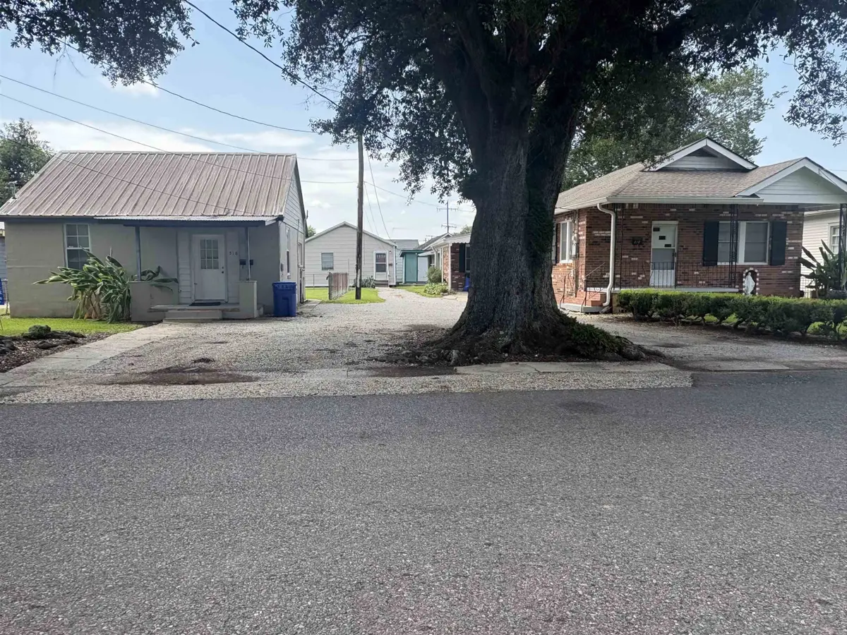516 St Charles St, Thibodaux, LA 70301 - #1