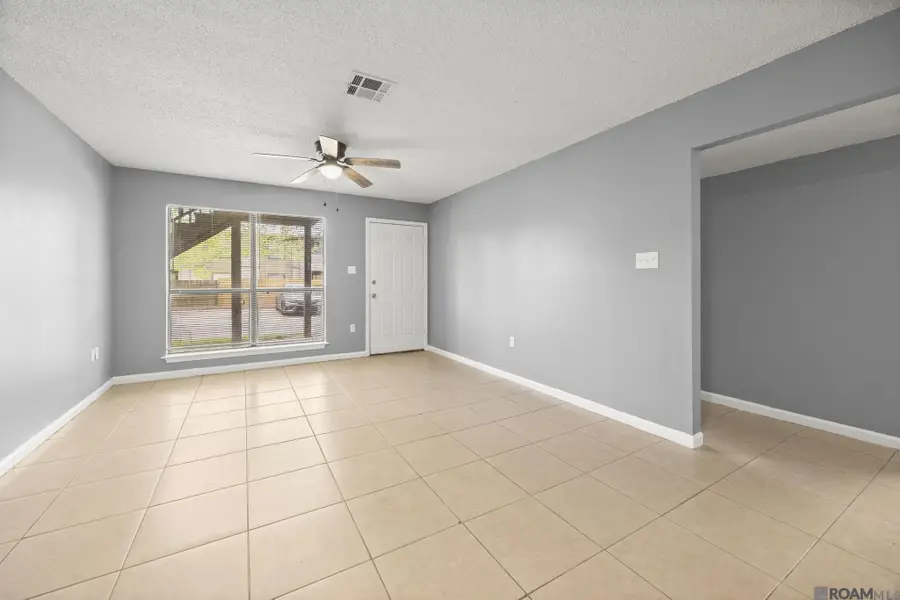 1724 S Brightside View Dr, Baton Rouge, LA 70820 - #3