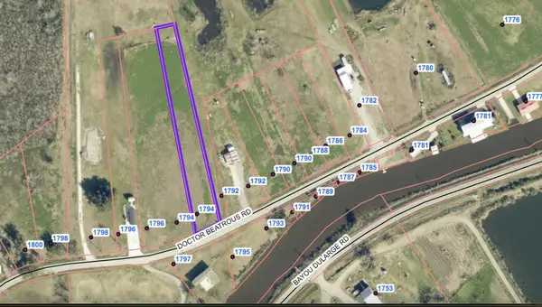 1794 Doctor Beatrous Rd, Theriot, LA 70397