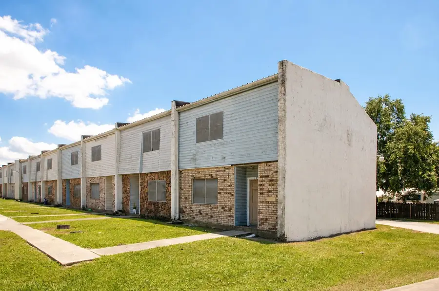 157 S Verret St, Amelia, LA 70340 - #2