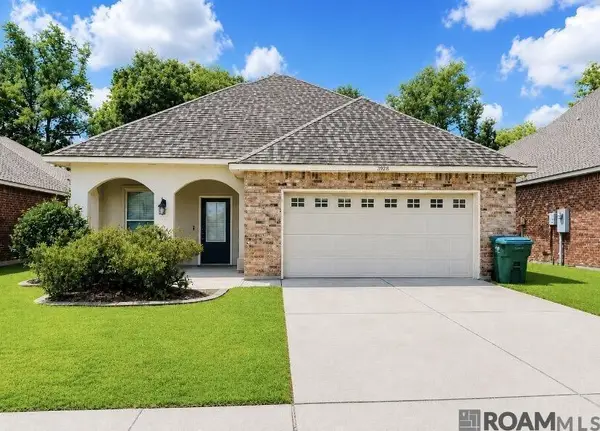 4725 Belle Vue Dr, Addis, LA 70710