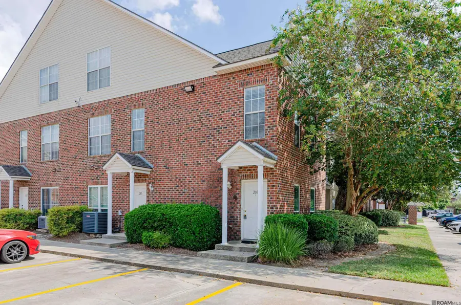 4625 Burbank Dr, Baton Rouge, LA 70808 - #2