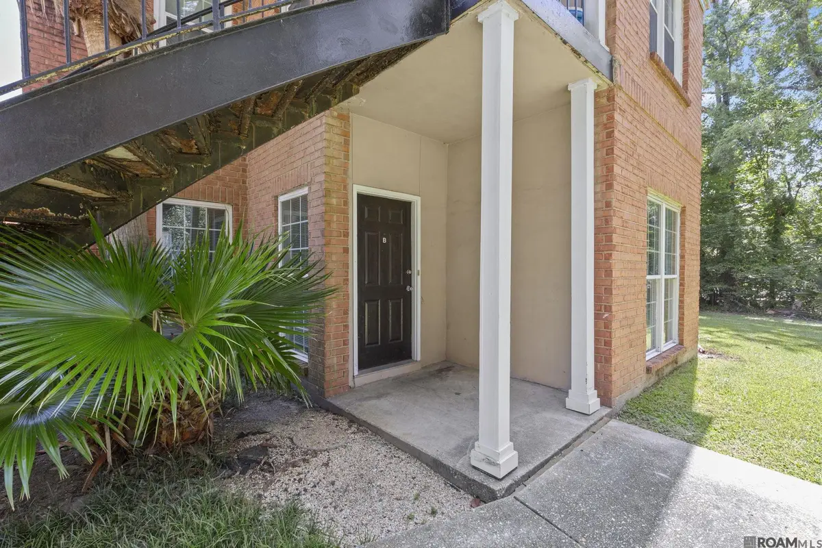 7342 N Jefferson Place Cir, Baton Rouge, LA 70809 - #1