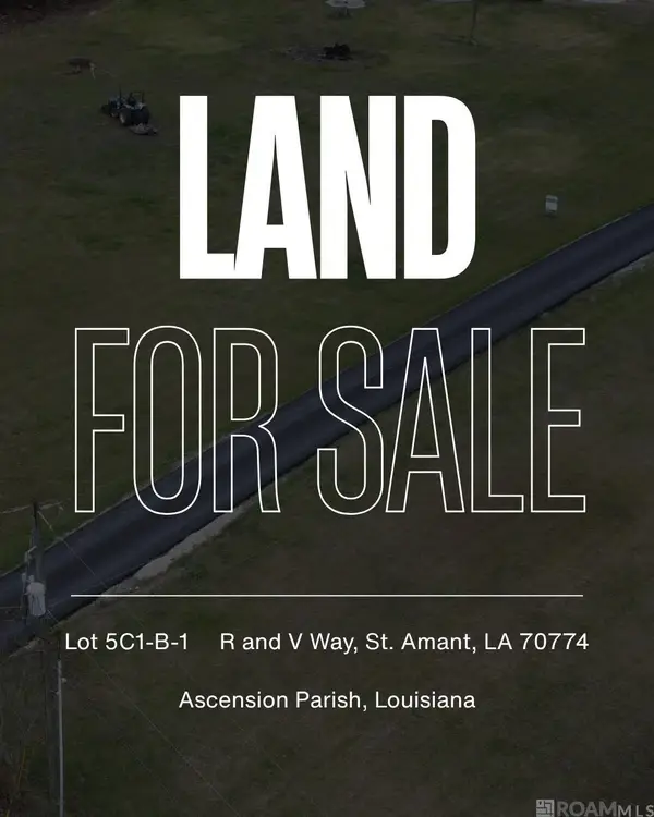 11048 R And V Way, St. Amant, LA 