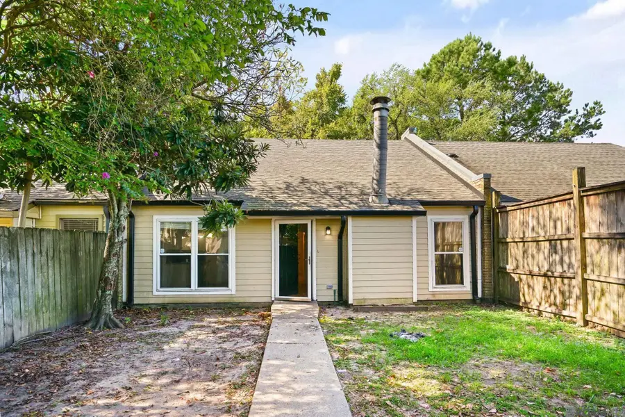 8712 Pecan Tree Dr, Baton Rouge, LA 70810 - #2