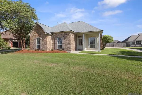 4016 Monte Vista Dr, Addis, LA 70710