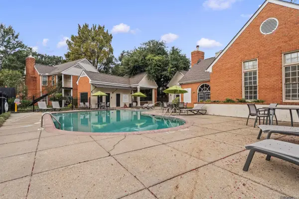 7945 Jefferson Place Blvd, Baton Rouge, LA 70809