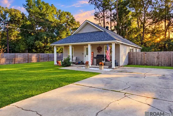 30774 Adagio Ln, Albany, LA 70711