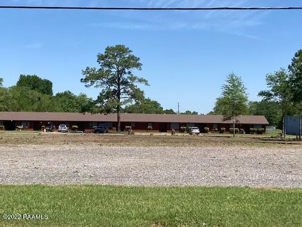 E Laurel Avenue, Eunice, LA 70535
