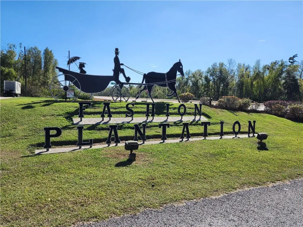 960 South Fashion Boulevard, Hahnville, LA 70057 - #1